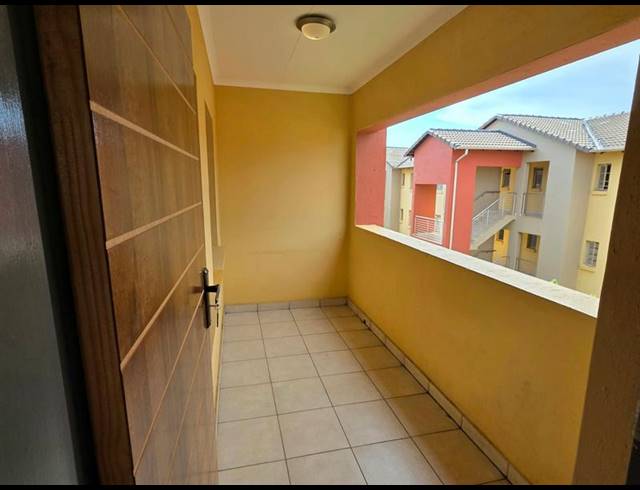 2 BEDROOM APARTMENT FOR SALE IN MONAVONI